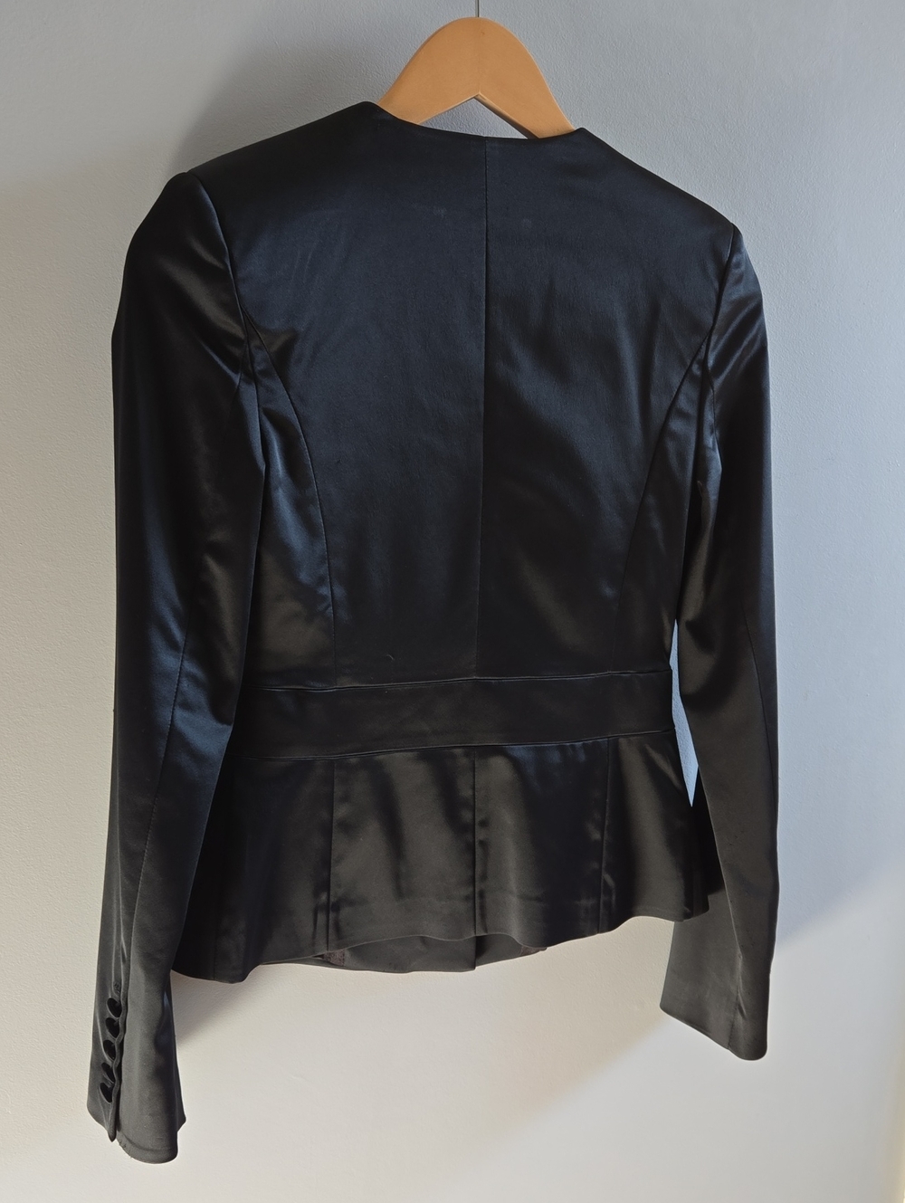 Elisabetta Franchi Black Blazer Size 44/US 8/Medium - Picture 6 of 16
